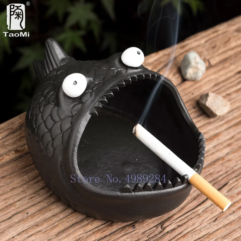 Tao Fan Creative Cute Animal Ceramic Ashtray Piranha Desktop Office Decoration Household Windproof and Fly Ash Car Small Ashtray