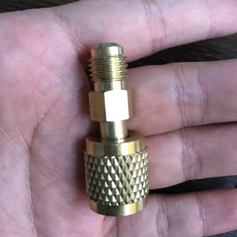 Brass R410A Adapter For Refrigerant HVAC Mini Split Air Conditioners 1/4" Male SAE to 5/16" Female SAE Charging Hose Pump