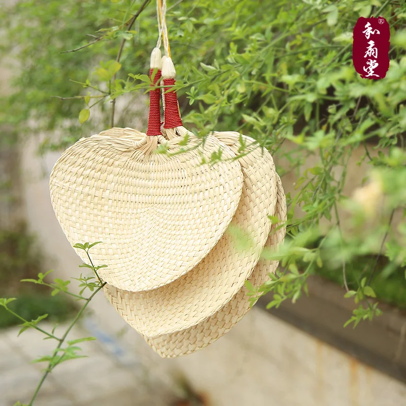 |He fan Tang fine woven Pu fan summer fan hand woven straw hand fan baby cool mosquito repellent fan palm leaf big Pu fan