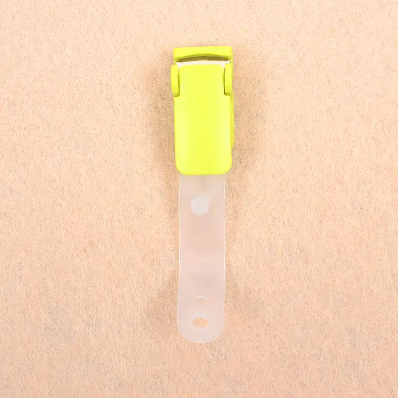 창의적인 색상 심플 스타일 배지 홀더 플라스틱 클립, 작업 커버 배지 릴 간호사 전시 엔페르메라 ID 명함 남아용