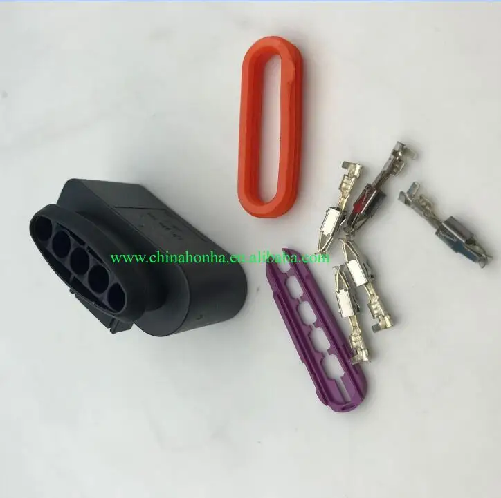 Free shipping 5pcs 5pin for A4A6 2.8 ignition coil waterproof plug 4D0 973 725 wiring harness connector