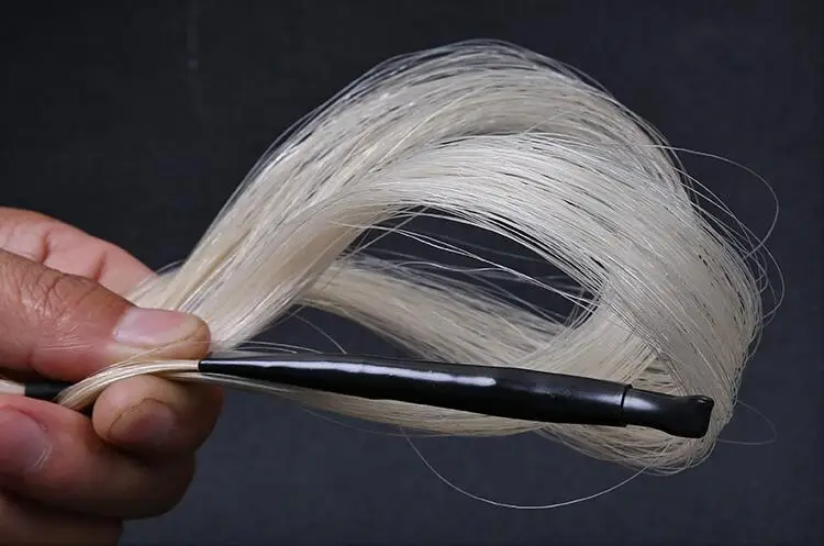 Sostituzione durevole 32 ''crine di cavallo bianche naturali Mongolia coda violino Viola violoncello Erhu Bow Hair