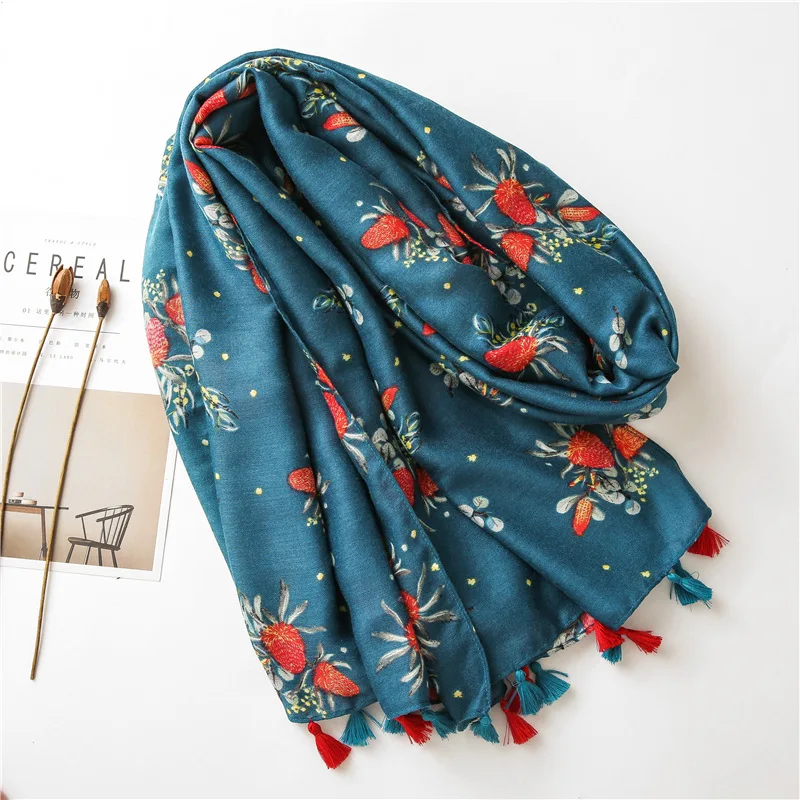 2022 Women Brand Fashion Strawberry Floral Tassel Viscose Shawl Scarf Print Wrap Headband Bufandas Muslim Hijab Sjaal 180*90Cm