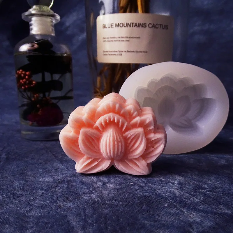 

DIY Lotus Flower Shaped Silica Gel Mold Chocolate Fudge Candy Craft Cake Decoration Tool Soap Moon Cake Mold