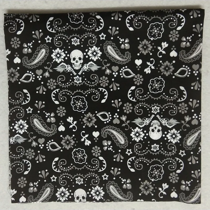 Vintage Punk Cool Black Skull Gun Floral Printed Cotton Fabric 50x105cm Floral Skull Fabric Patchwork Cloth Dress Home Decoratio