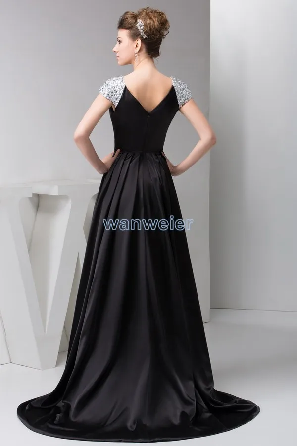 Frete grátis novo design de 2018 tamanho extra bordado com miçangas manga curta faixa personalizada elegante preta vestido de noite para mãe de noiva