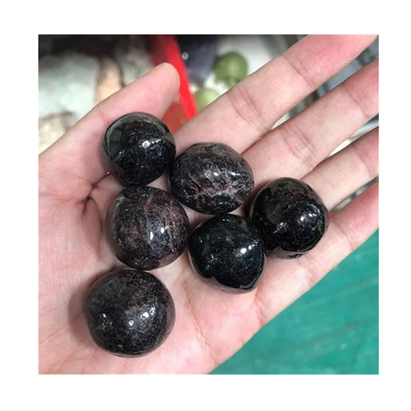 

Natural Polished Red Garnet Crystal Tumbled Healing Stones For Decoration