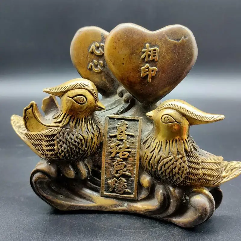 

Collection Chinese Brass Carved Love Symbol Mandarin Duck Lotus Copper Statue Spouse Lovers Wedding Tabletop Decoration