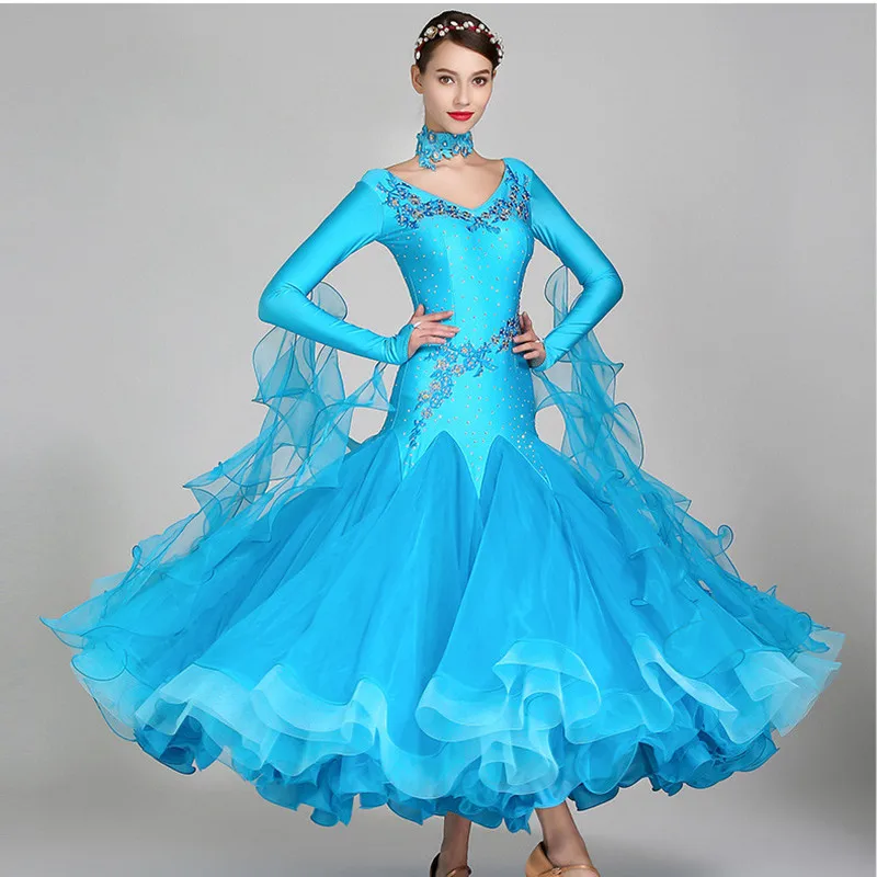 White Ballroom Dress Long Sleeves Waltz Dresses For Ballroom Dancing Foxtrot Dance Dress Standard Ball Dress Sequins Dance Wear