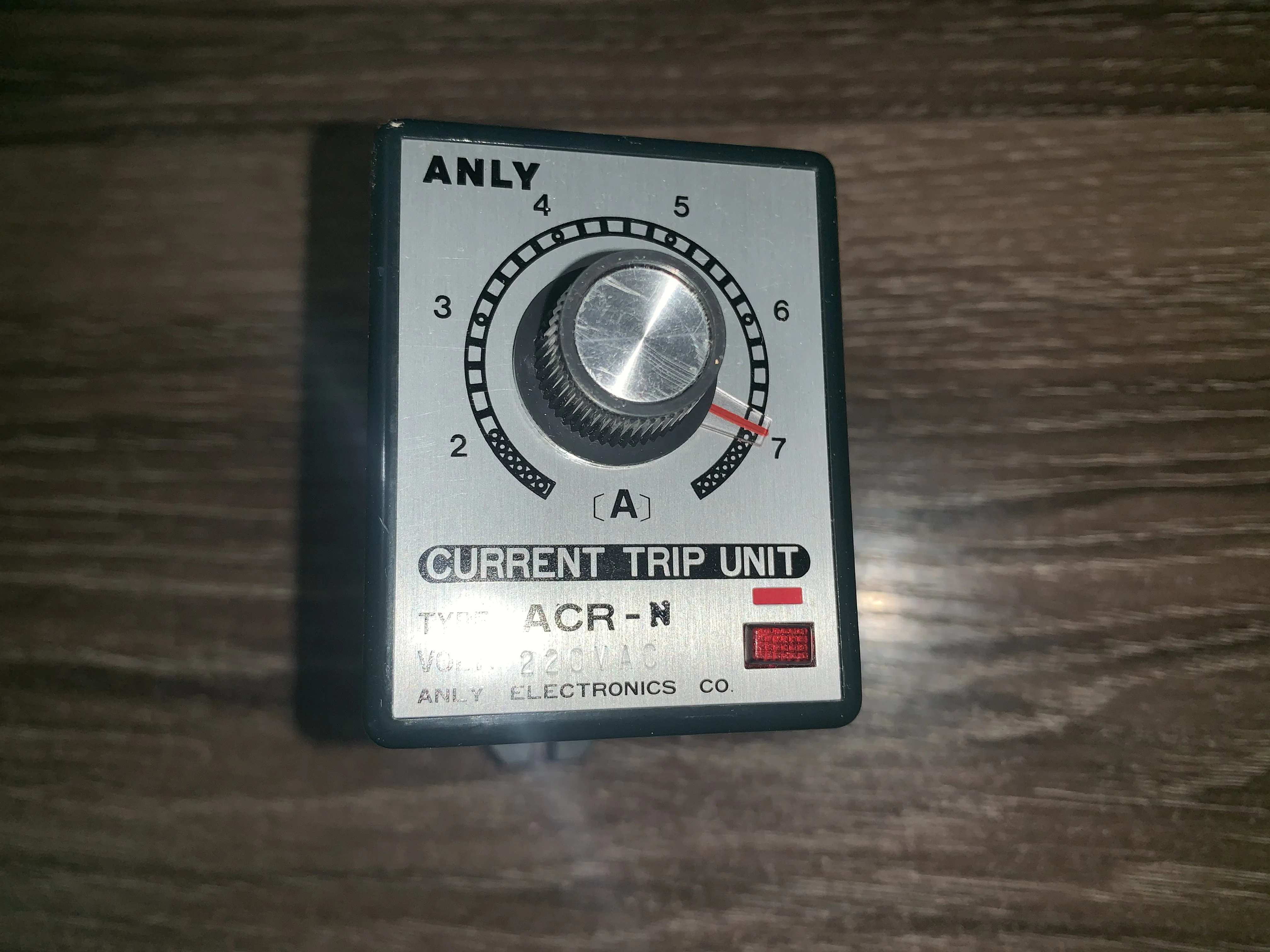 ANLY ACR-N current relay 220v  AC  2-7A 1-3.5A