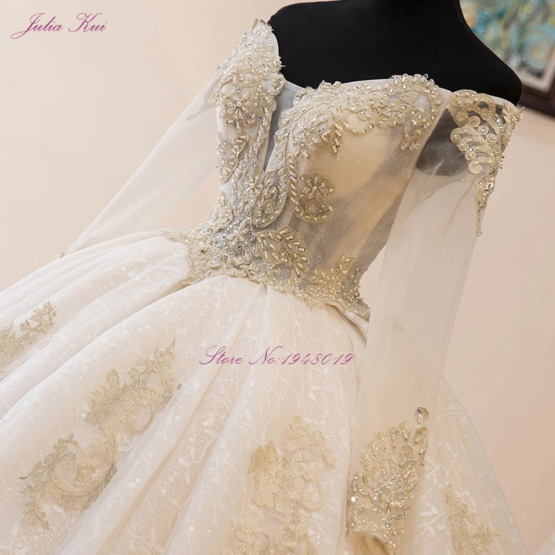 Julia Kui Elegante tulle lucido cappella treno applique abito da ballo in pizzo abiti da sposa perle con perline gonne da sposa con spalle scoperte