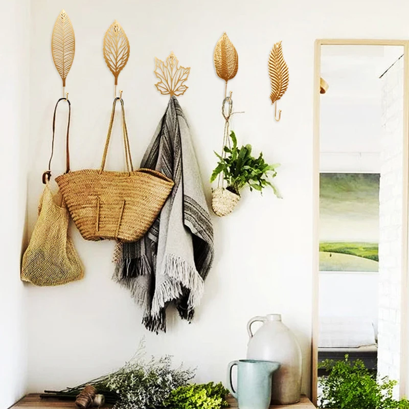 Luxury Golden Wall Hooks Leaves Hanging Door Wall Hanger Hook For Towel Hat Coat Rack Key Clothes Hanger Door Wall Decoration