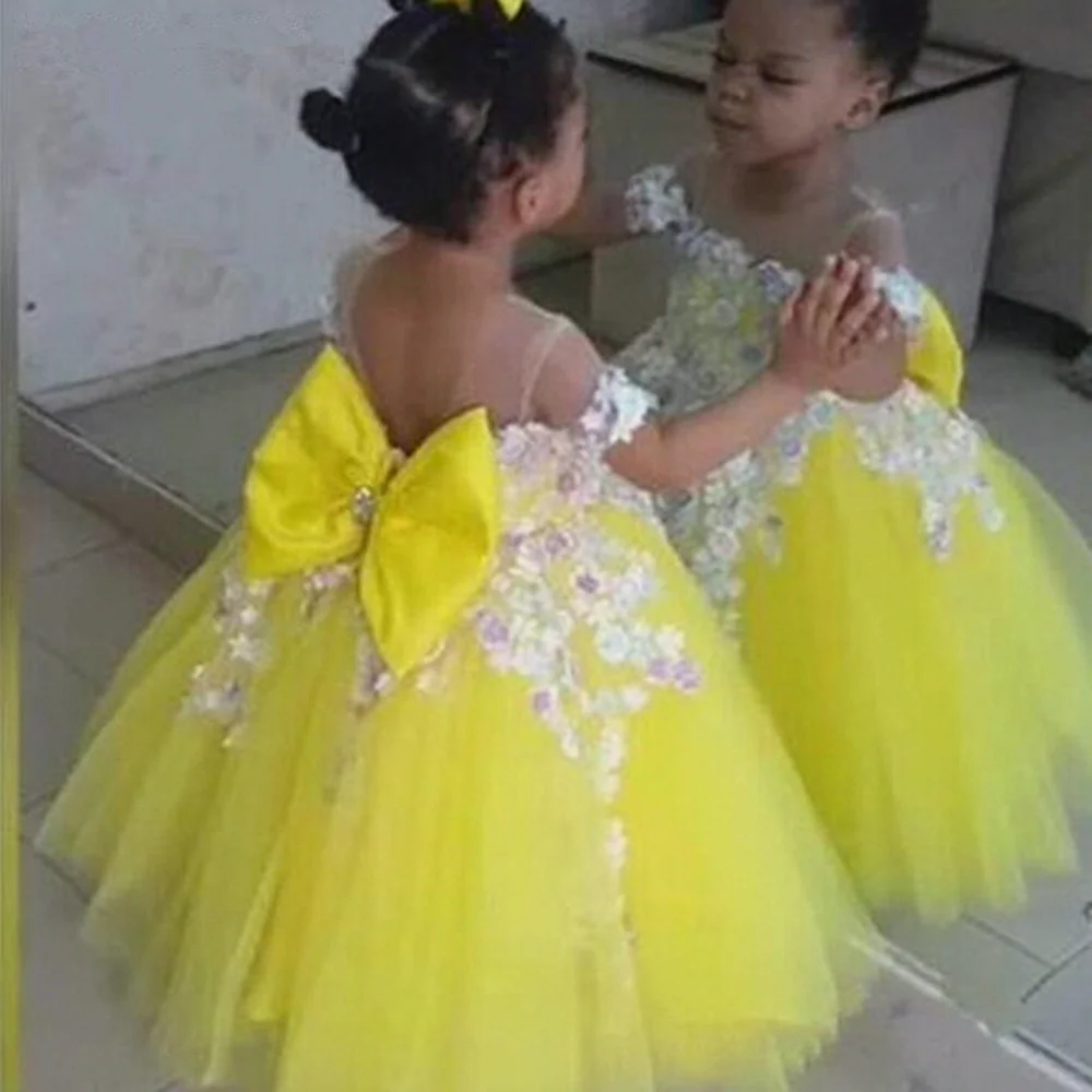 Vestidos de niña de flores Apliques de tul Vestido de celebridad Vestidos de comunión de niña de Aline плаğinя зtukudh199тостей Año nuevo