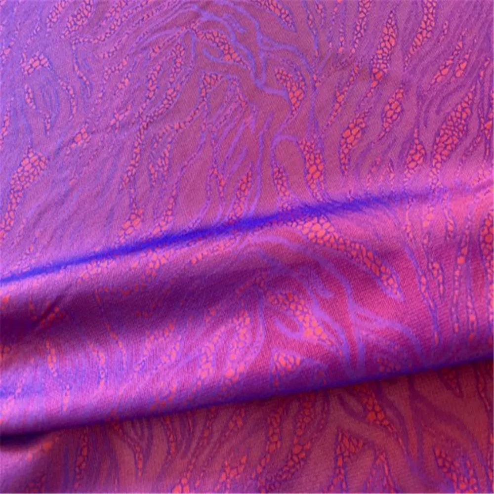 

New Coming Vintage Silk Jacquard Fabric Yarn Dyed Eastern Style for Lady Charming Fashion Clothes