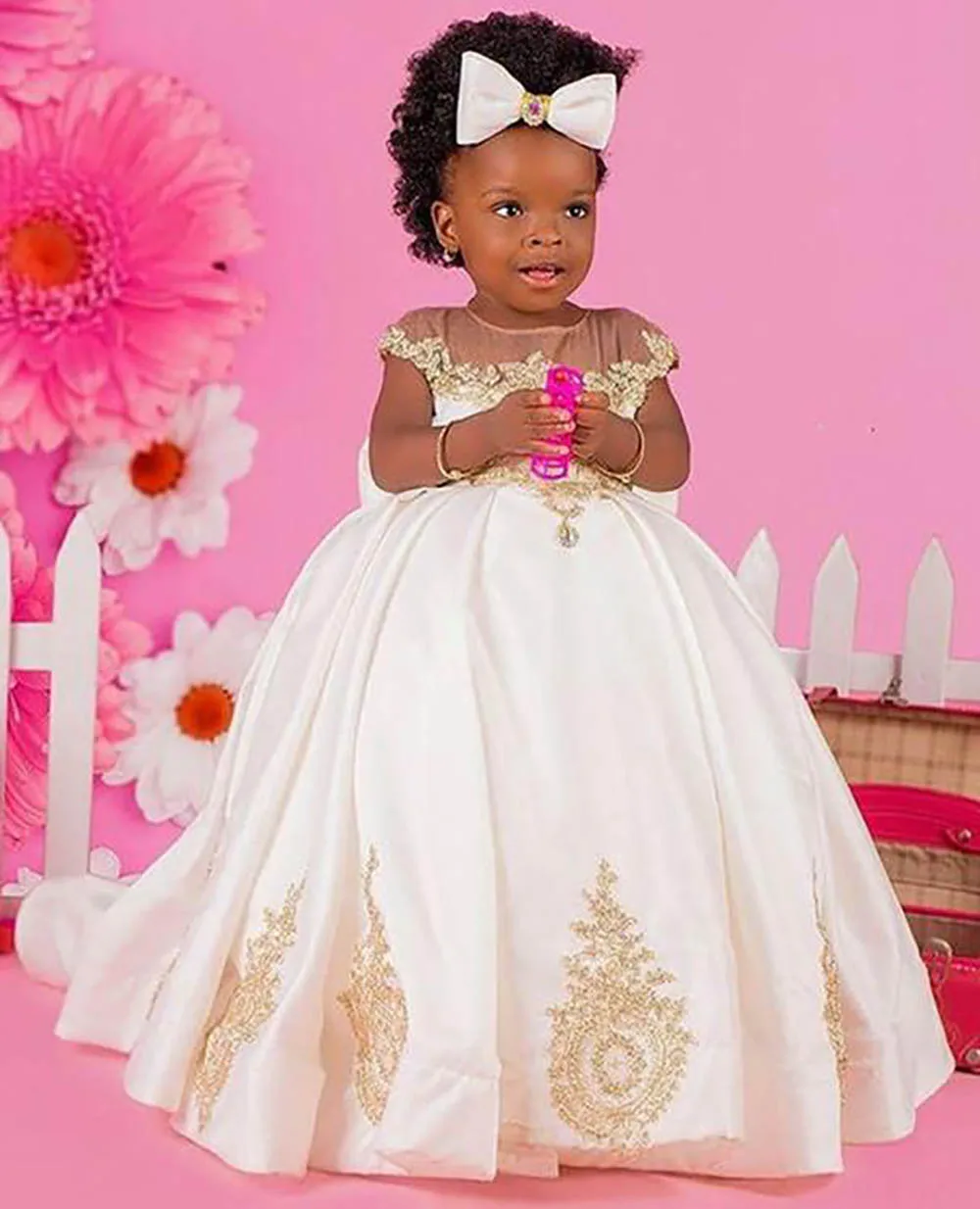 

O-Neck Flower Girls Dresses Ball Gown Applique Satin Birthday Christmas Girls Pageant Wedding Party Events Kids Formal Wear