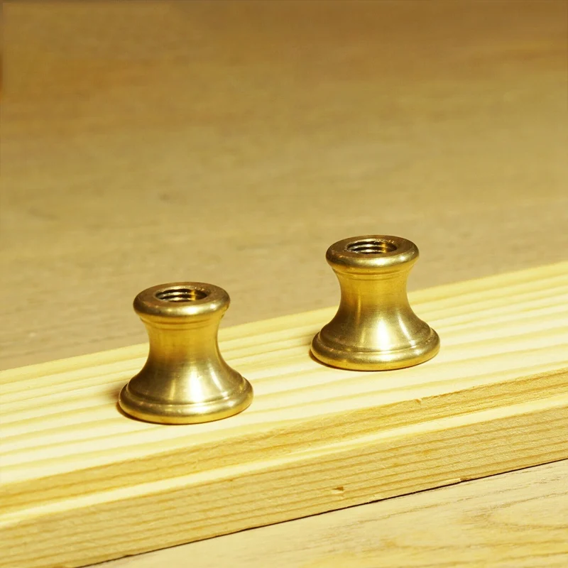 1: 700 Model Ship Display Pedestals 20*24 mm - Brass -middle