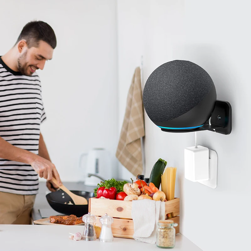 حامل حائط من PlusAcc لسماعات أمازون أليكسا إيكو 4 4th Gen موفر للمساحة مزود بمنفذ معدني للسماعات الذكية يخفي الأسلاك الفوضوية