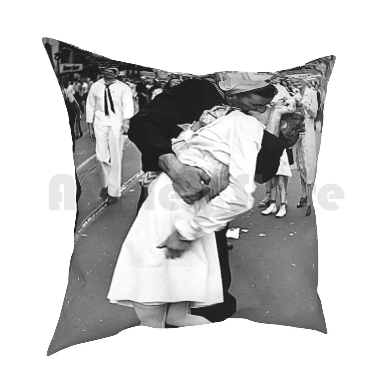 Kissing On Vj Day World War Pillow Case Printed Home Soft Throw Pillow World War World War 2 History Vintage Battle War