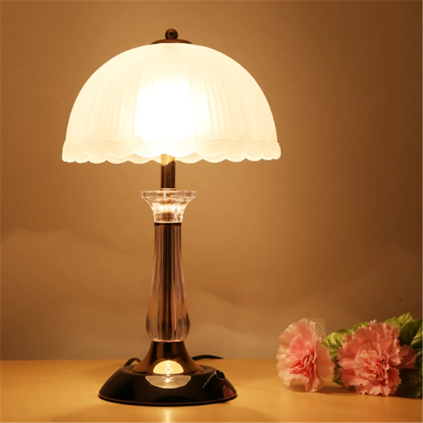 Matted White Glass Table Lamps Bedroom Bedside Modern Home Study Room Table Lights Feeding Wedding Desk Lamps Fixtures