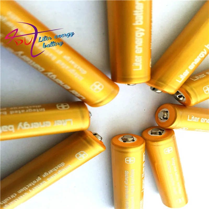 4 piezas de batería de energía 3,7 V 380mAh 10440 Li-ion recargable de la batería AAA forLED linternas faros portátil batería