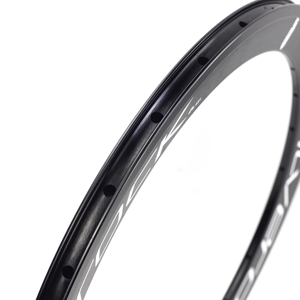 SILVEROCK SR42 Aero Rim 22\