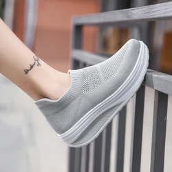 Women Shoes Summer Flying Weave Sneakers Super Light Comfortable Vulcanized Shoes Female Mesh Breathable Sneakers Women Shoes