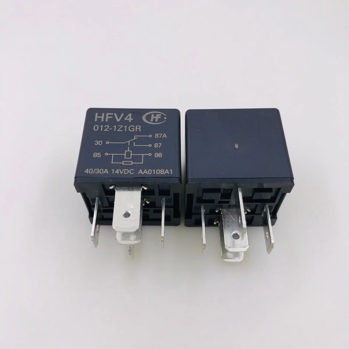 Rádio com 5 pinos 40a14vdc