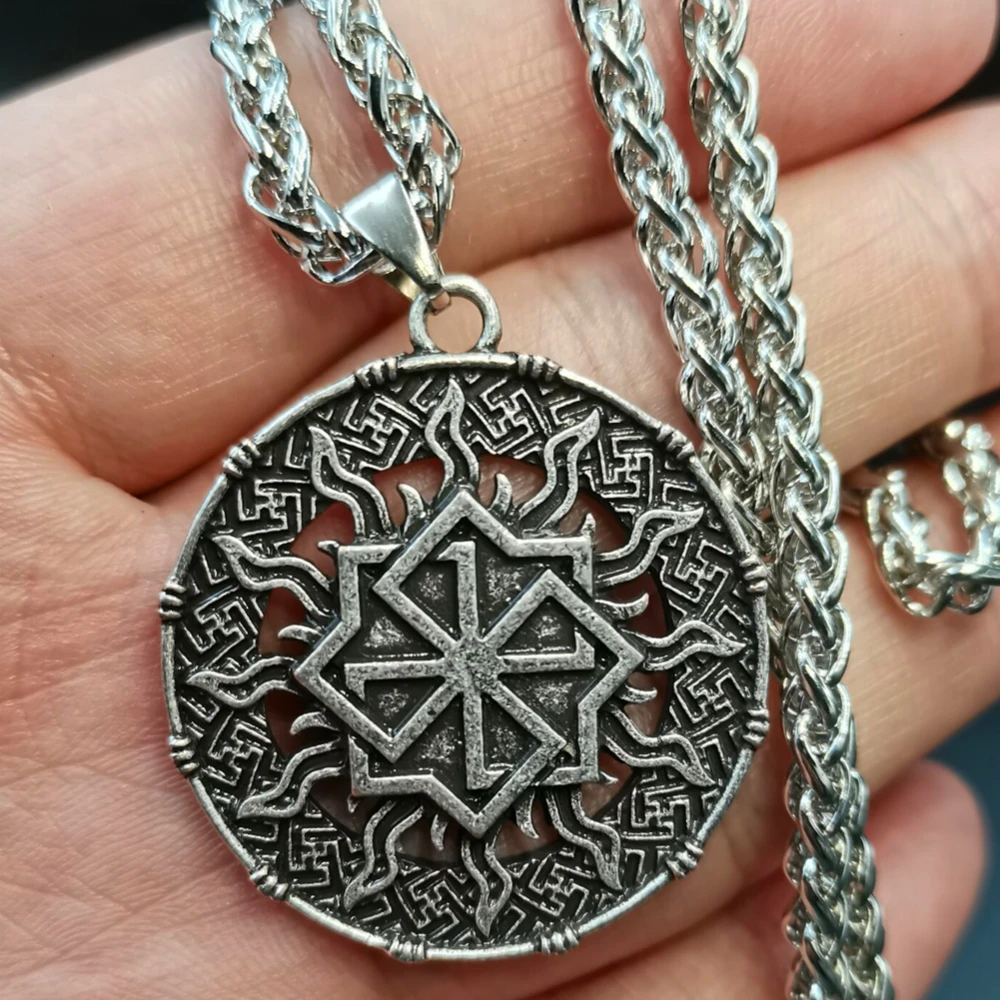 Nostalhia New Wheel Black Sun Kolovrat Slavic Necklace Pendants Norse Viking Symbol Amulet and Talisman Men Vintage Jewelry