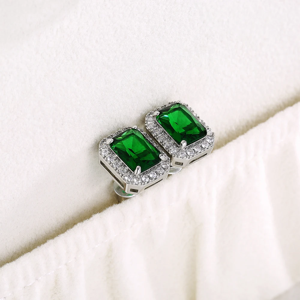Huitan Ohrstecker mit rechteckigem/quadratischem grünem kubischem Zirkon für Damen, elegante Party-Accessoires, Jahrestagsgeschenk, zeitlose Damen-Ohrringe – Detail 5
