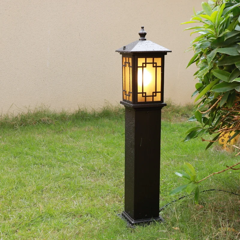 Lawn lamp, outdoor waterproof grassland villa landscape garden lamp, home outdoor garden engineering lamp