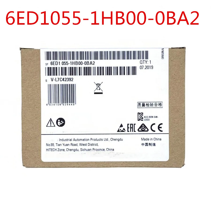 LOGO DM8 24R 6ED1055-1HB00-0BA2 intelligent logic controller