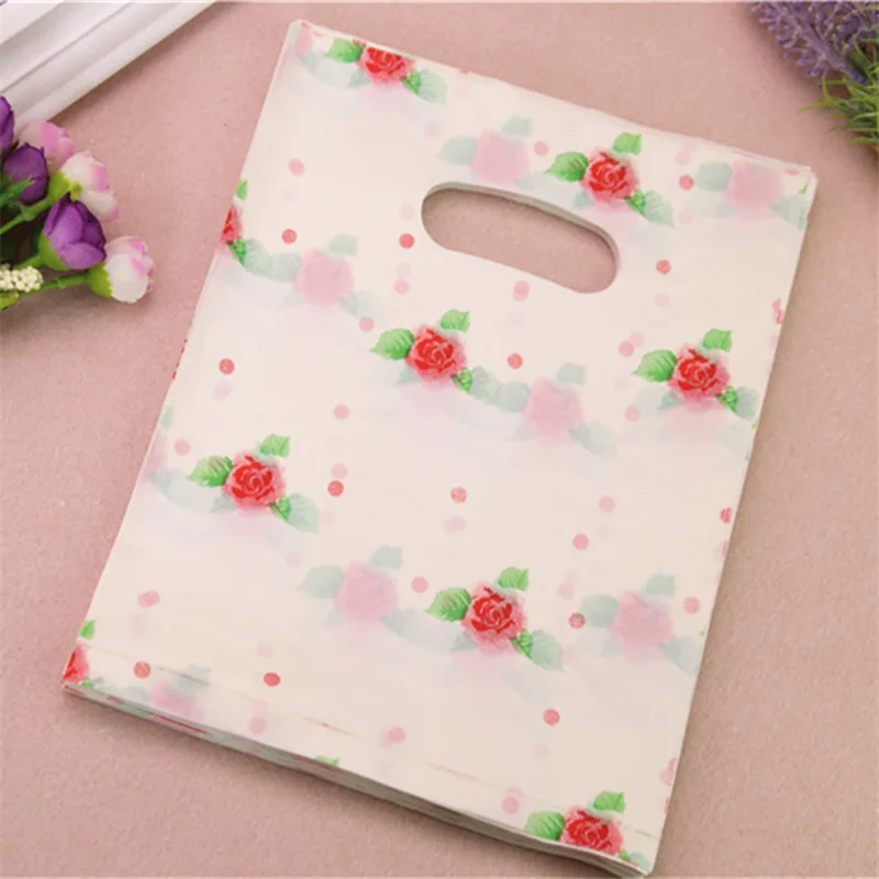 100pcs/lot 20*25cm Beige Birthday Gift Packaging Bags With Flowers Plastic Gift Bags for Birthday