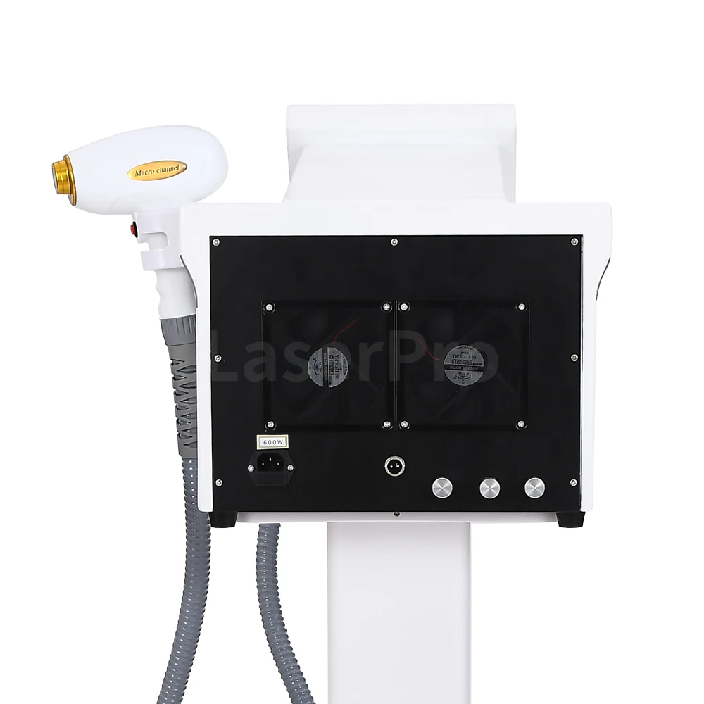 808nm Laser Diode Epilator With Triple Wavelength 755nm 808nm 1064nm Hair Removal  Permanent Painless Fast Freezing Point Remove