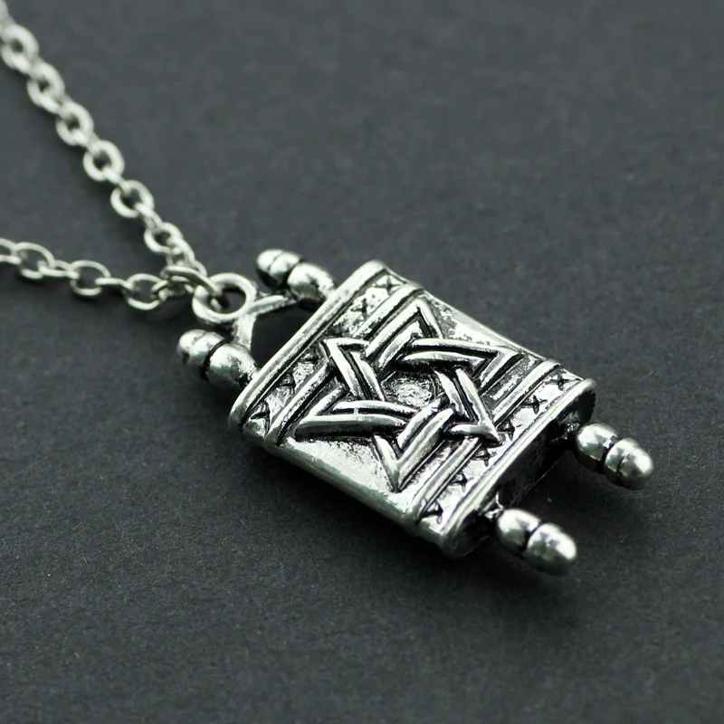 Jewish Hebrew Sefer Torah Scroll Religious Men Pendant Necklace Women With Star Of David Amulet Necklace