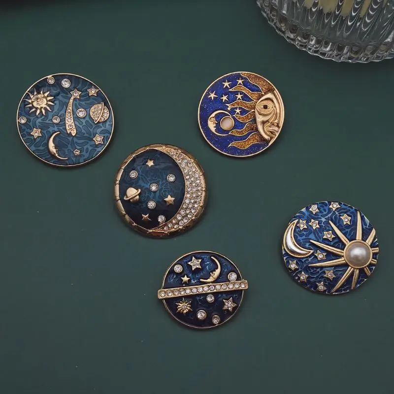 Sky Blue Star Moon Sun Star Galaxies Badge Pins Starry Sky Planet Brooch Pins