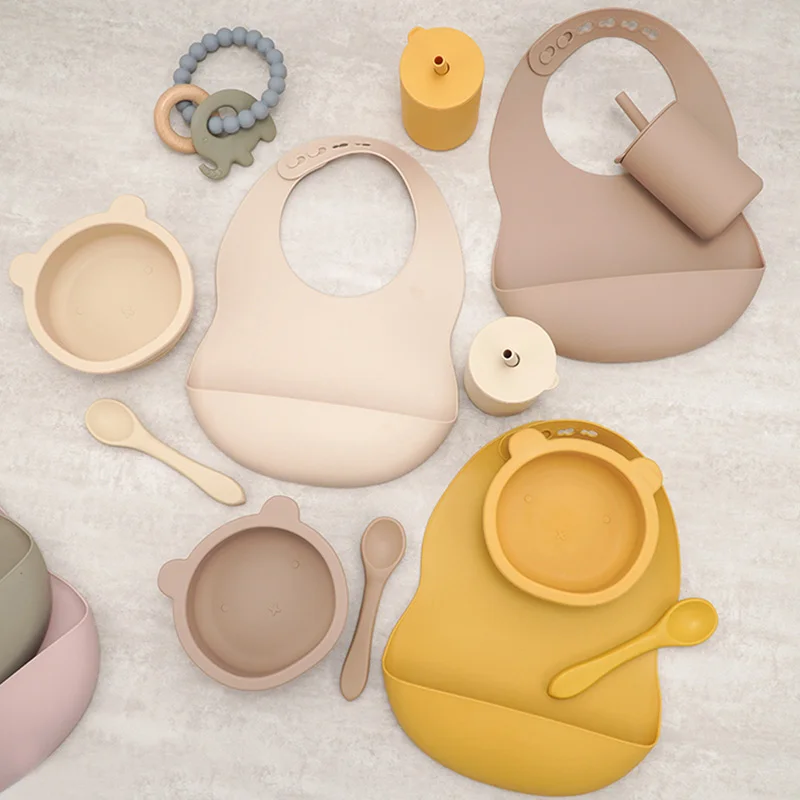 100% Food Grade Waterproof Weaning Baby Bib Infant Diverse Not Stiff Spoon Cup Bear Shape Bowl Dinnerware Sets