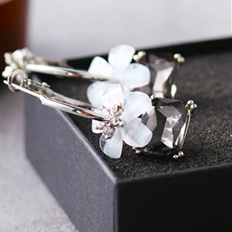 New Selling Exaggerated Big Trend Fashion Crystal Cherry Blossoms Earrings Women Wedding Jewelry Statement Earrings Brincos 2021