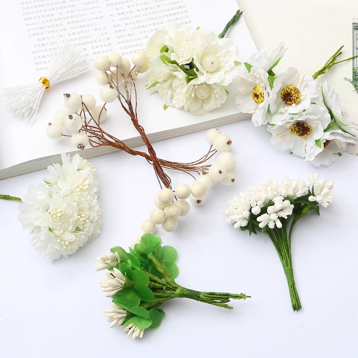 6/10/12/50/60/70/90/144pcs White Flower Cherry Stamen Berries Bundle DIY Christmas Wedding Cake Gift Box Wreaths Decor