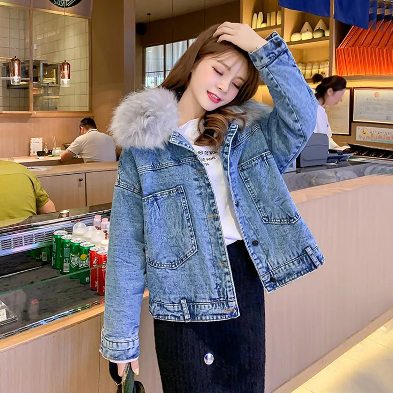 2023 Winter Women Denim Jacket Faux Fur Collar Chic Ladies Coats Big Pocket Plus Velvet Jeans Jacket Lace Up Bow Loose Outerwear