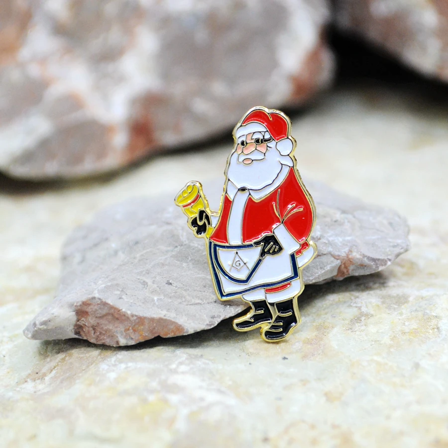 Creative Cute Cartoon Santa Claus Brooches Christmas Party Jewelry Xmas Gifts Masonic Pins Fashion Accessories