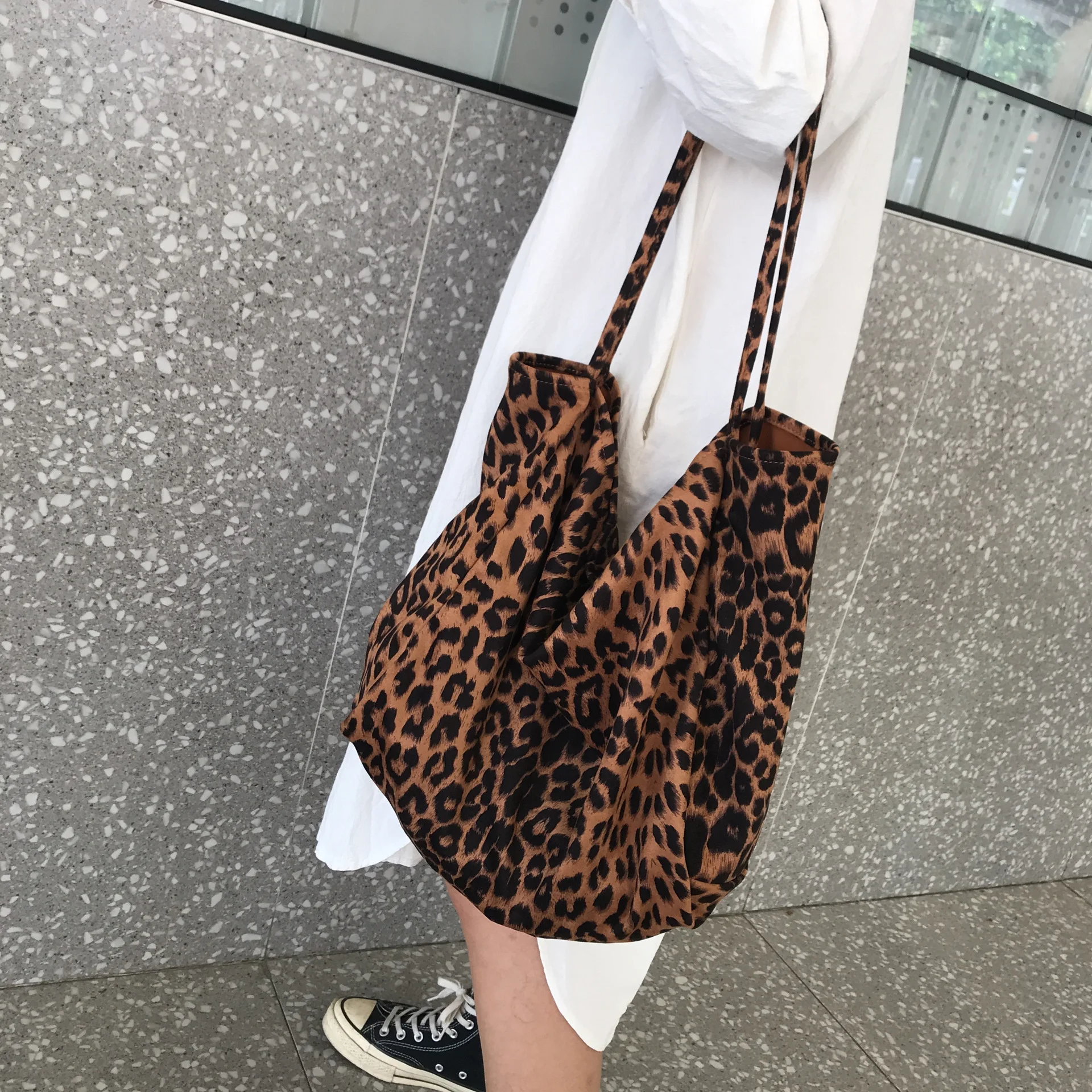 Women Soft Leopard Print Tote Handbag Girls New Casual Big Capacity Shoulder Messenger Bag Large Eco Shopping Gift Bag Bolsa