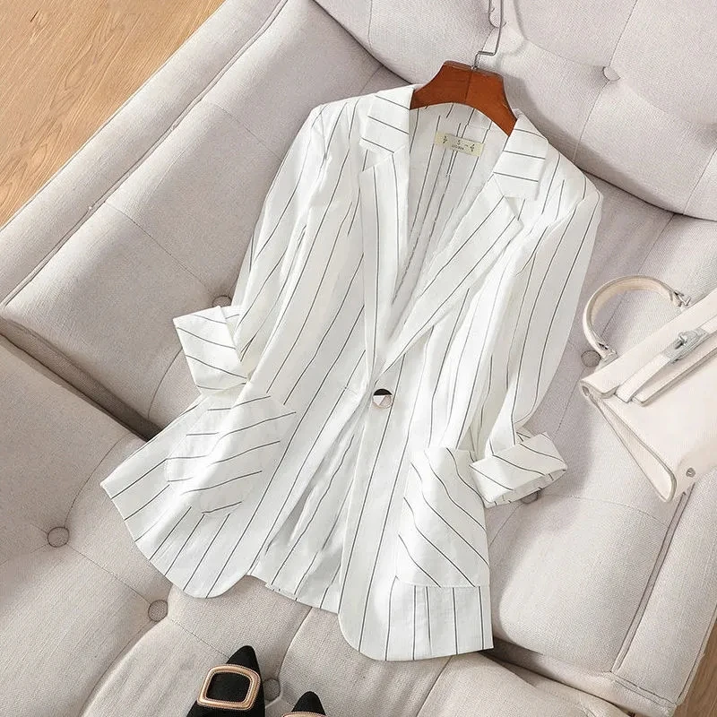 Striped Small Suit Jacket Women's 2021 Spring And Summer New Hot Style Thin Sleeves Three-Quarter Sleeves Slim Suit Suit With