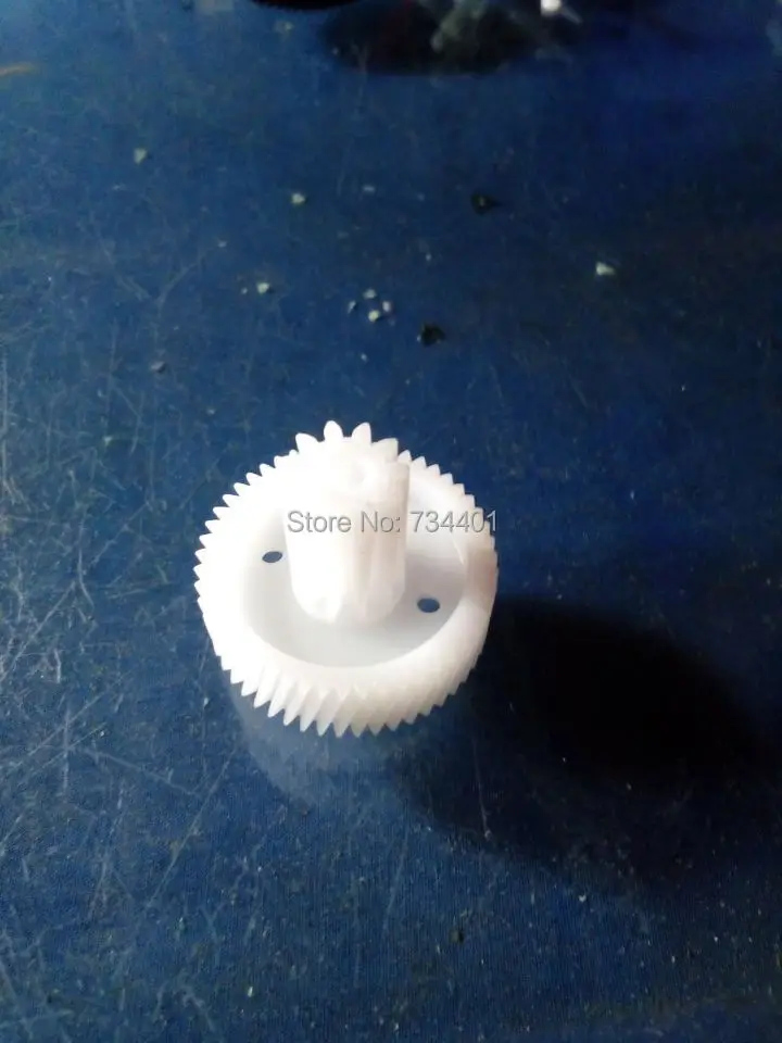 11Teeth and 51Teeth/2 Pcs/meat grinder mincer plastic gears fit Moulinex HV3/The new design!