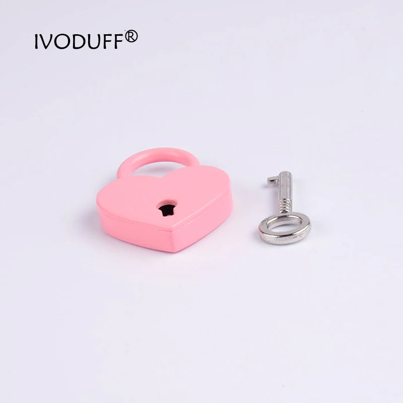 Heart Lock Lovely Pink  Metal Padlock With Heart Shape For Bag Decoration  30x39mm