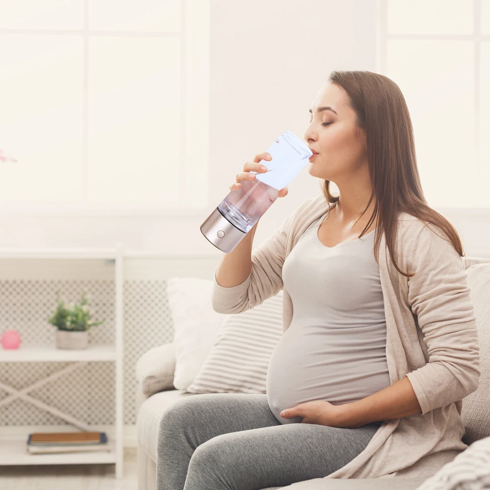 IHOOOH Tragbarer Wasserstoff-Wassergenerator, 6000 PPB SPE, PEM, alkalischer Ionisator, Anti-Aging, reiner H2-Ventilator, Nano-reichhaltige Wasserflasche