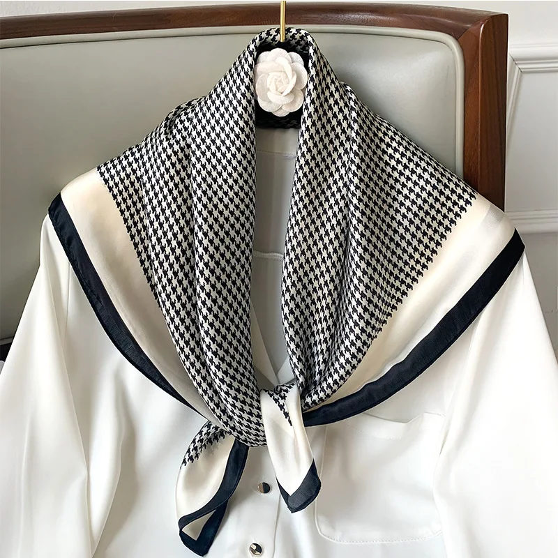 Cachecol hijab cetim de seda para mulheres, xales quadrados para senhoras, lenços fashion, bandana estampada, marca de luxo, 70x70cm