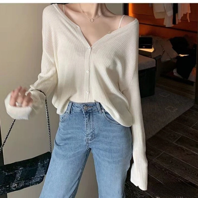 2025 Spring Basic Thin Cardigan Sweater Fashion New V-neck Patchwork Cardigan Slim Long Sleeve Button Knitted Women's Sweater