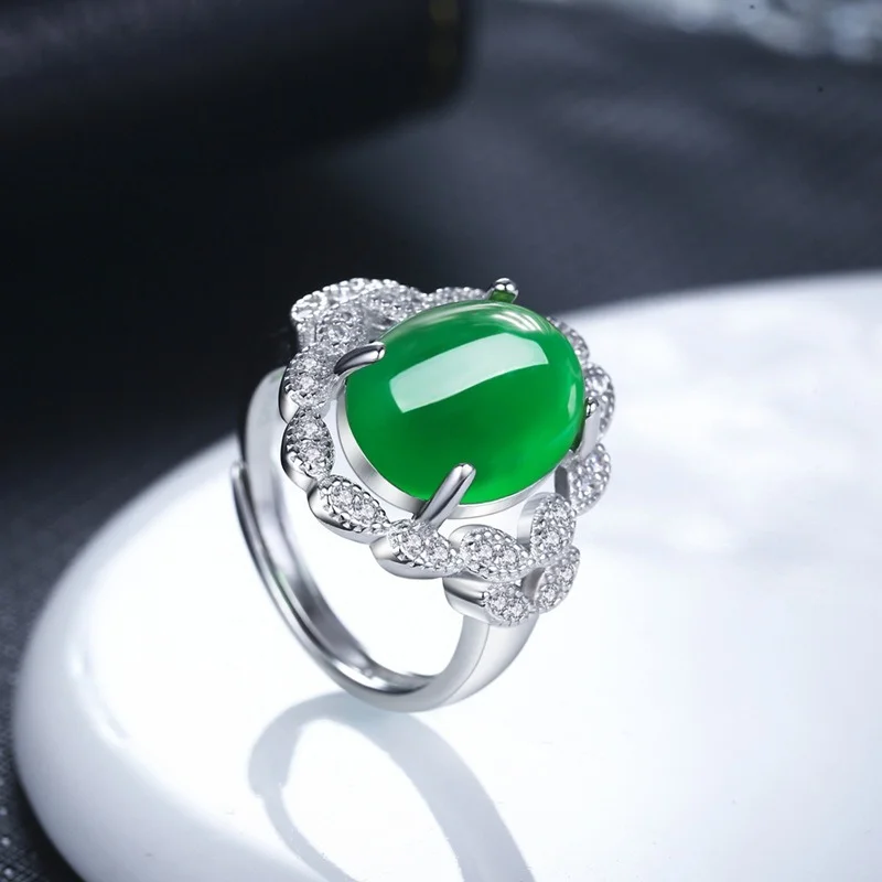 

Natural Green Chalcedony Hand-carved Water Drop Ring Fashion Boutique Jewelry Women Green Agate Ring Gift Opening Adjustable