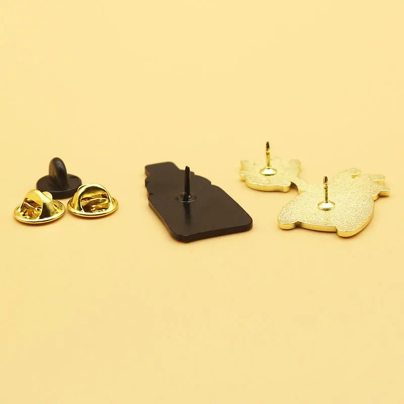 Funny Animation Enamel Pins Cute Game Machine Metal Cartoon Brooch Hat Bag Collar Lapel Badges Men Women Fashion Jewelry Gifts