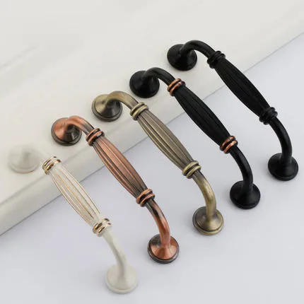 

Cabinet Handles And Knob Rome Column Antique Simple Furniture Drawer Knobs For Kitchen And Cabinet Door Pulls Bronze 96mm/128mm